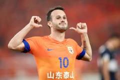 对阵长春亚泰再破门，卡扎伊什维利首度连续三场中超进球